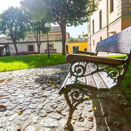 Hotell Corte Dei Tini