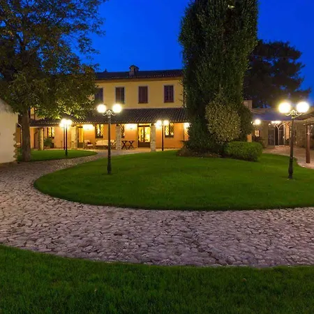 Corte Dei Tini 4* Villa Vomano