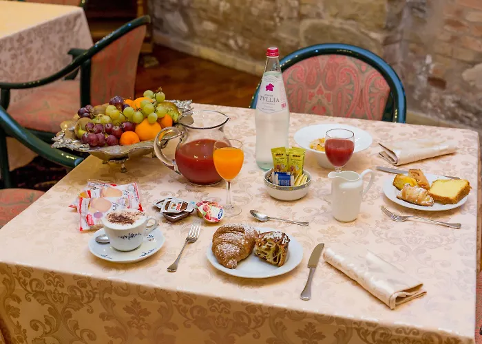 Corte Dei Tini Otel Villa Vomano